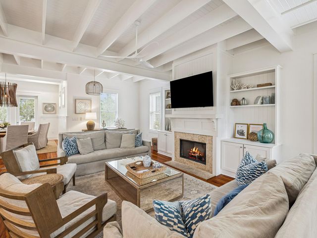 90 Silver Laurel Way, Santa Rosa Beach, FL 32459