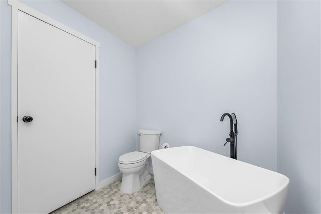 6818 E T Avenue, Vicksburg, MI 49097