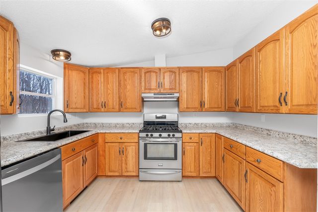 6818 E T Avenue, Vicksburg, MI 49097