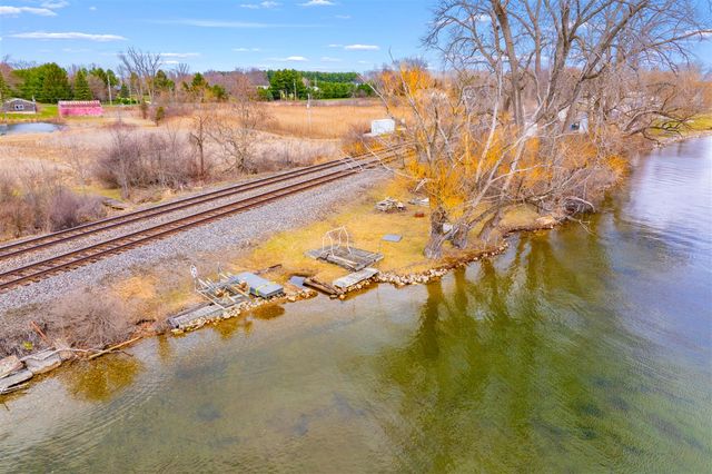 6818 E T Avenue, Vicksburg, MI 49097