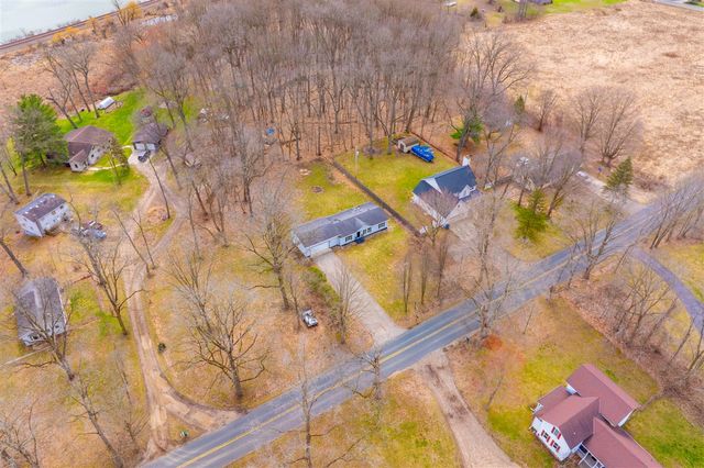 6818 E T Avenue, Vicksburg, MI 49097