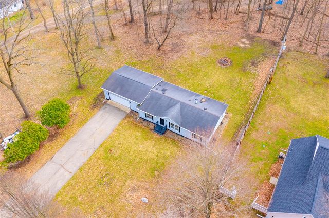 6818 E T Avenue, Vicksburg, MI 49097