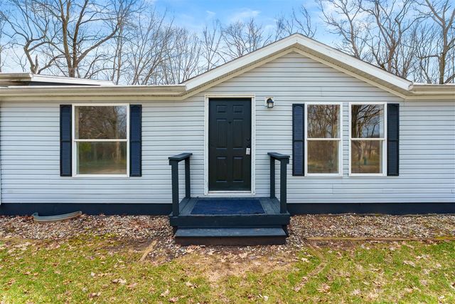 6818 E T Avenue, Vicksburg, MI 49097