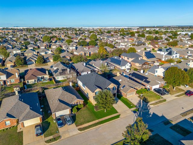 500 FLOWERING PLUM Lane 1, Fort Worth, TX 76140