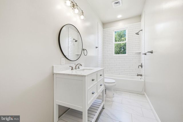 692 RIDGE, Mount Airy, MD 21771