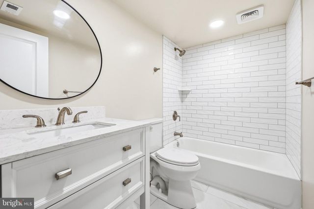 692 RIDGE, Mount Airy, MD 21771