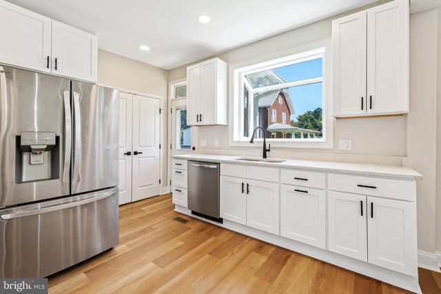 692 RIDGE, Mount Airy, MD 21771