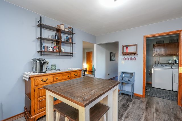 284 N Clinton Avenue, Bradley, IL 60915