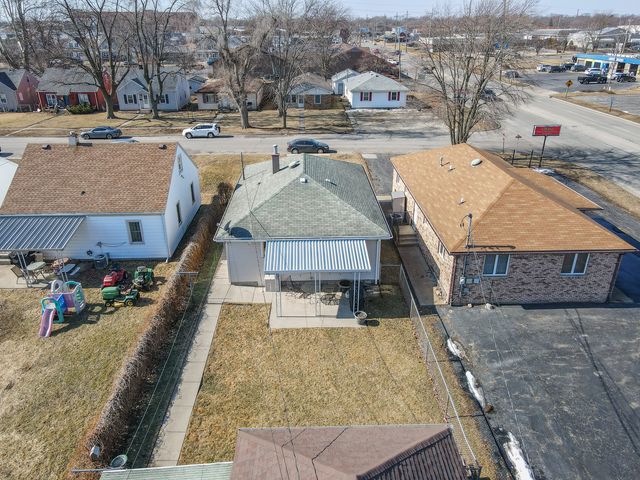 284 N Clinton Avenue, Bradley, IL 60915