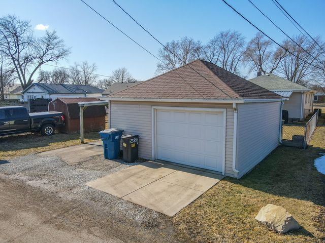 284 N Clinton Avenue, Bradley, IL 60915