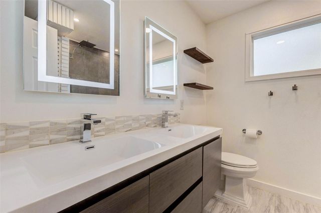 603 Springwood Drive, Conroe, TX 77385