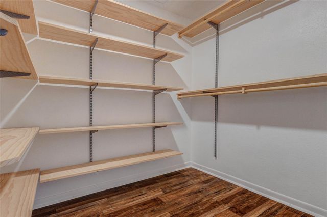 603 Springwood Drive, Conroe, TX 77385