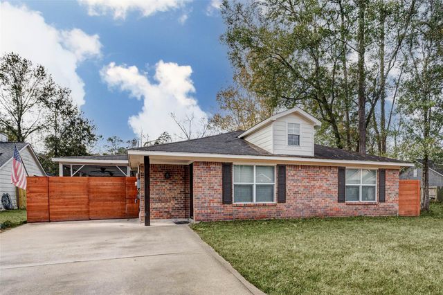 603 Springwood Drive, Conroe, TX 77385