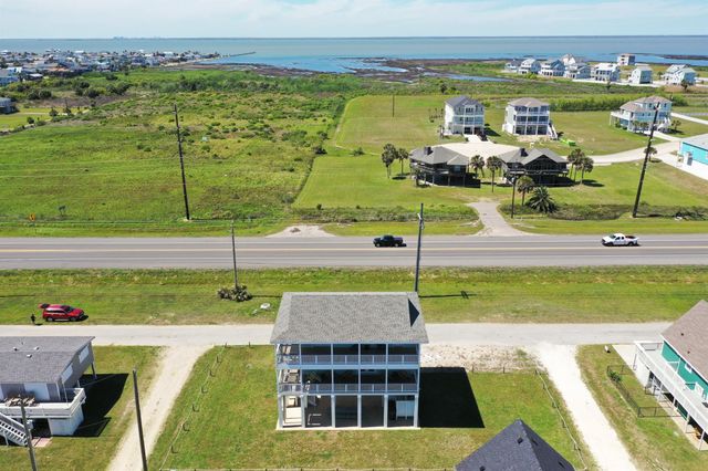 21325 Gulf Drive, Galveston, TX 77554