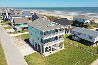 21325 Gulf Drive, Galveston, TX 77554