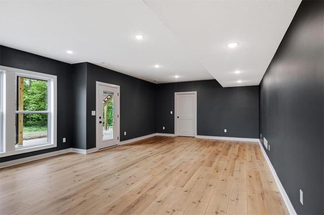 502 Blackhawke Drive, Smithville, MO 64089