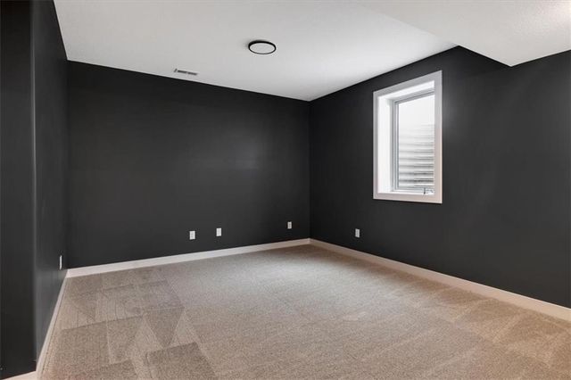 502 Blackhawke Drive, Smithville, MO 64089