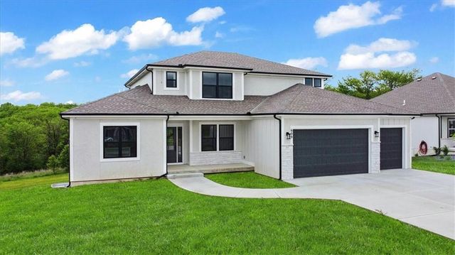 502 Blackhawke Drive, Smithville, MO 64089