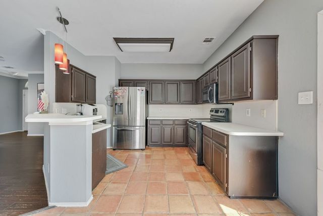 4009 Eisenhower Street, Carrollton, TX 75007