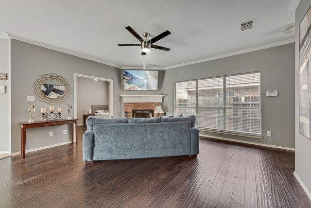 4009 Eisenhower Street, Carrollton, TX 75007