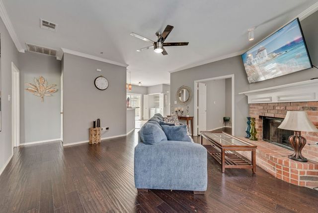 4009 Eisenhower Street, Carrollton, TX 75007