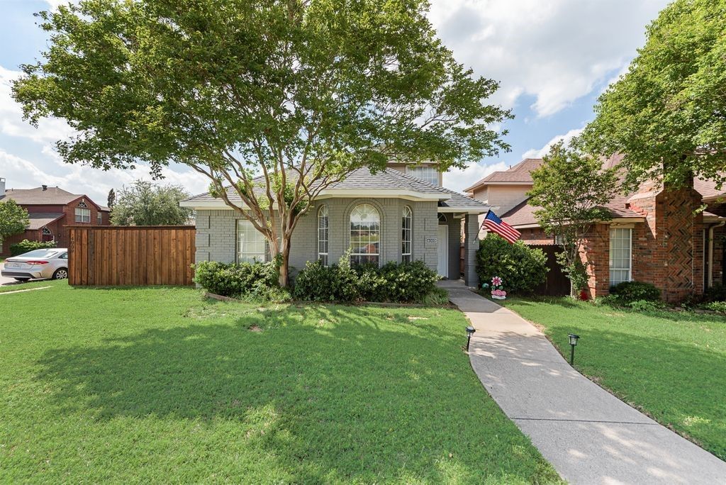 4009 Eisenhower Street, Carrollton, TX 75007