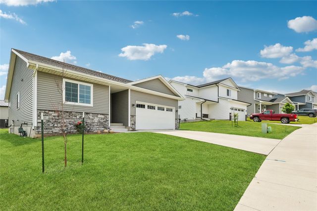 5641 Leyden Avenue, Des Moines, IA 50317