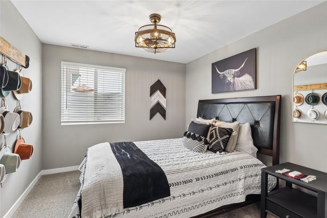 5641 Leyden Avenue, Des Moines, IA 50317
