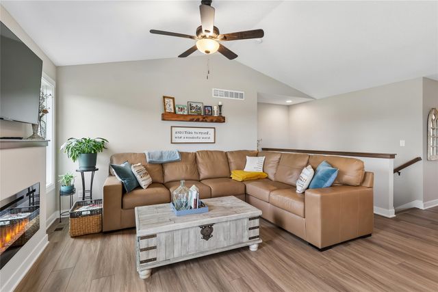 5641 Leyden Avenue, Des Moines, IA 50317