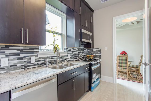 38 Enclave Manor Drive, Sugar Land, TX 77479