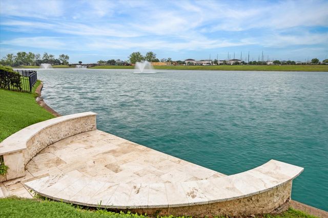 38 Enclave Manor Drive, Sugar Land, TX 77479