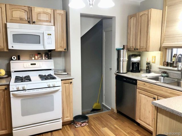 12748 ARGYLE Street, Southgate, MI 48195