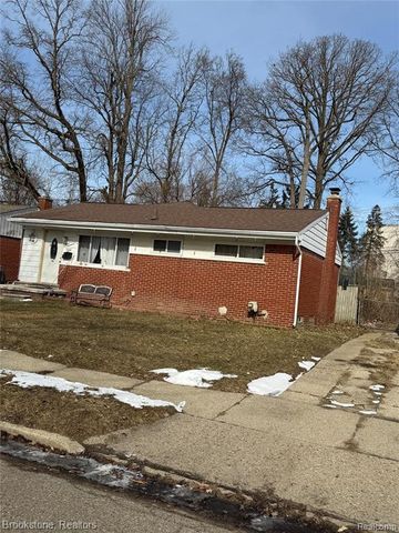 300 E Princeton Avenue, Pontiac, MI 48340