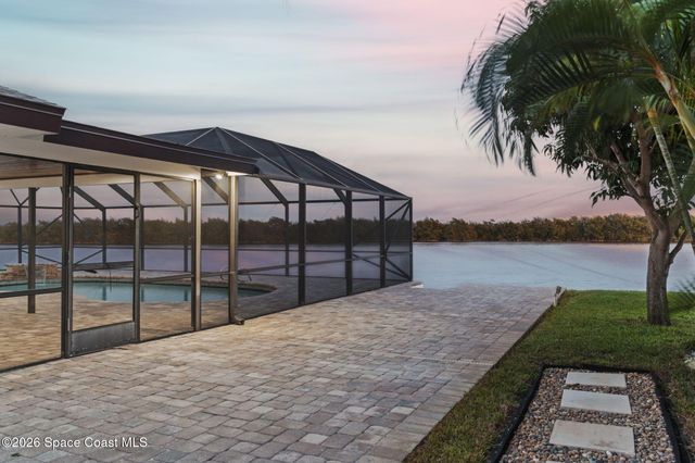 1470 Sykes Creek Drive, Merritt Island, FL 32953