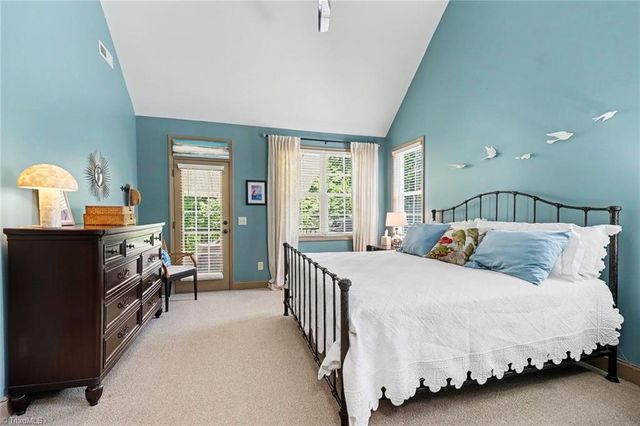 242 Harbor Drive E, Lexington, NC 27292