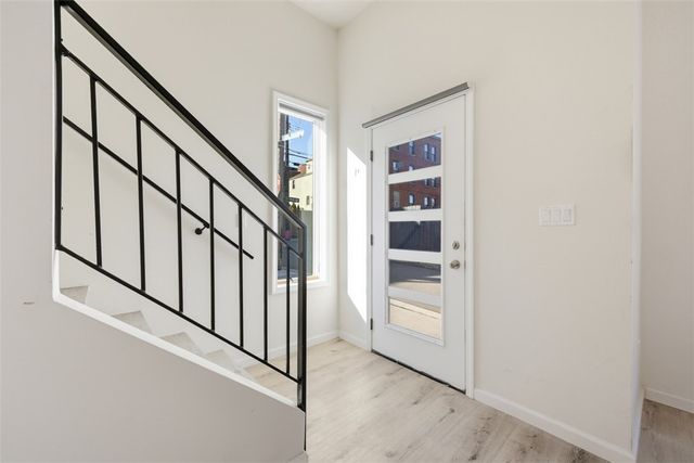 902 Ahlers Way, East Allegheny, PA 15212