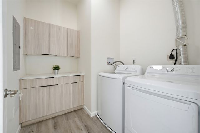 902 Ahlers Way, East Allegheny, PA 15212