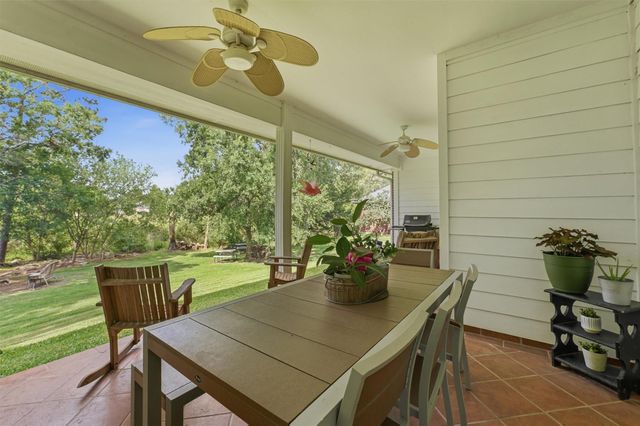 911 Oak Leaf Street, La Porte, TX 77571