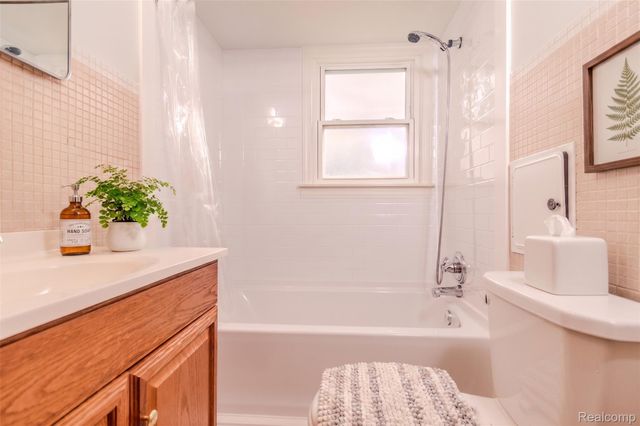 1206 BAUMAN Avenue, Royal Oak, MI 48073