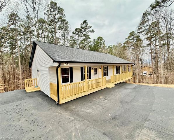 2396 Burkhart Road, Lexington, NC 27292