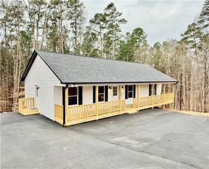 2396 Burkhart Road, Lexington, NC 27292