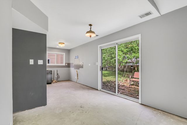 1953 Lawson Boulevard, Gurnee, IL 60031