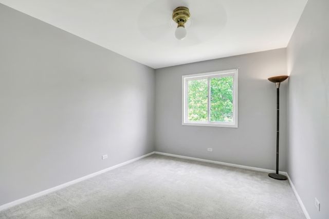 1953 Lawson Boulevard, Gurnee, IL 60031