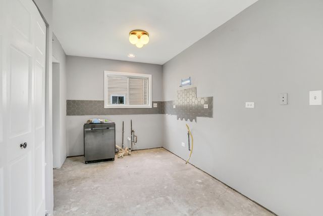 1953 Lawson Boulevard, Gurnee, IL 60031