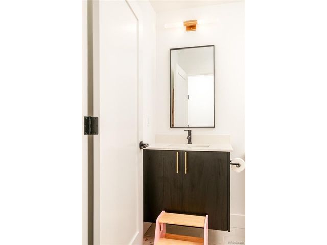 16103 W 14th Ave, Golden, CO 80401