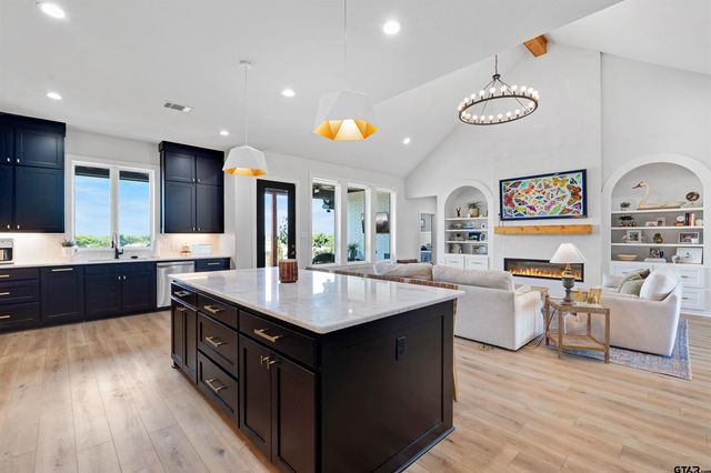 318 Zebra Way, Bullard, TX 75757