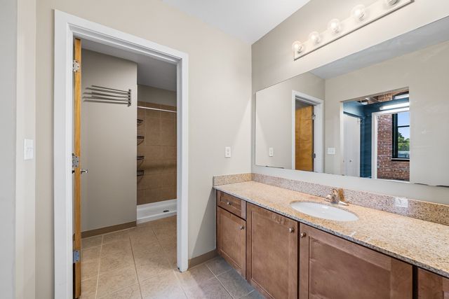 160 Fremont St 308, Worcester, MA 01603