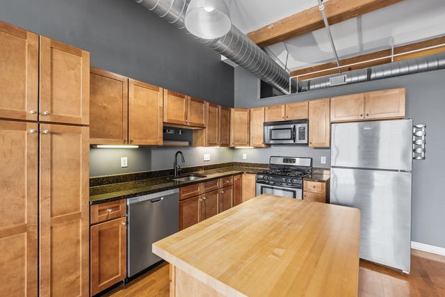 160 Fremont St 308, Worcester, MA 01603
