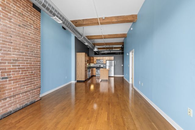 160 Fremont St 308, Worcester, MA 01603