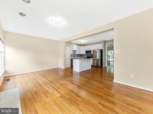 1803 COUNTRY RUN WAY, Frederick, MD 21702